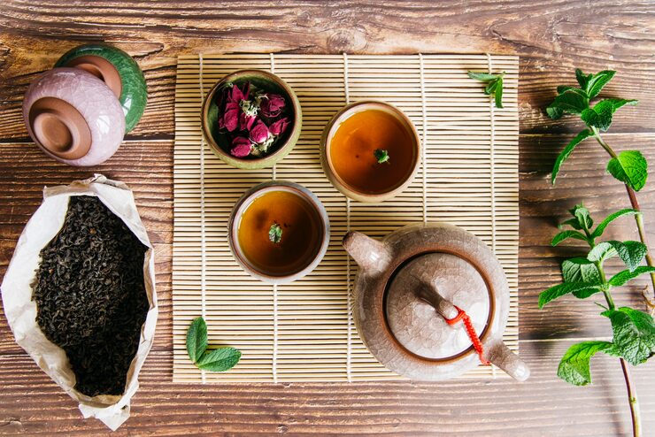 Green Tea: Benefits, Precautions, and the Best Times to Drink It