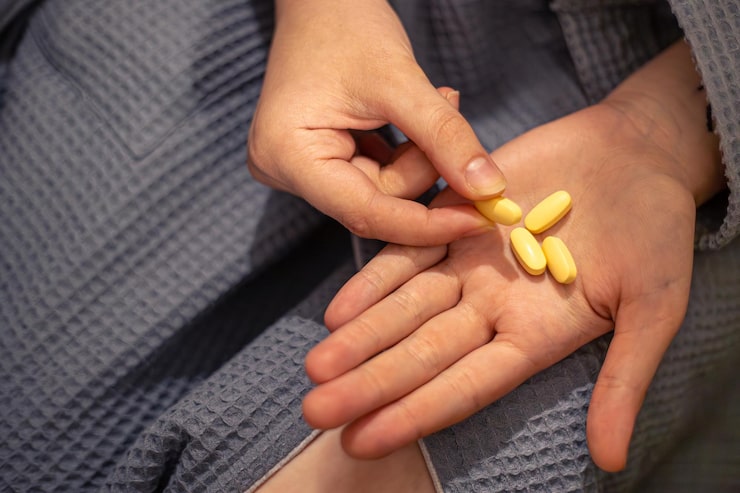 Opioids Explained: What They Are, Their Side Effects, and Associated Risks