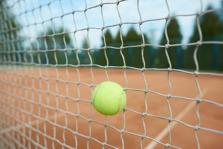 Padel vs. Tennis: Real Differences and How to Choose the Right Game